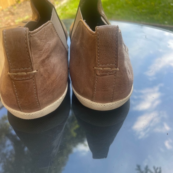 Frye Leather Chelsea Booties Melanie Chelsea Size 9M - Picture 4 of 11